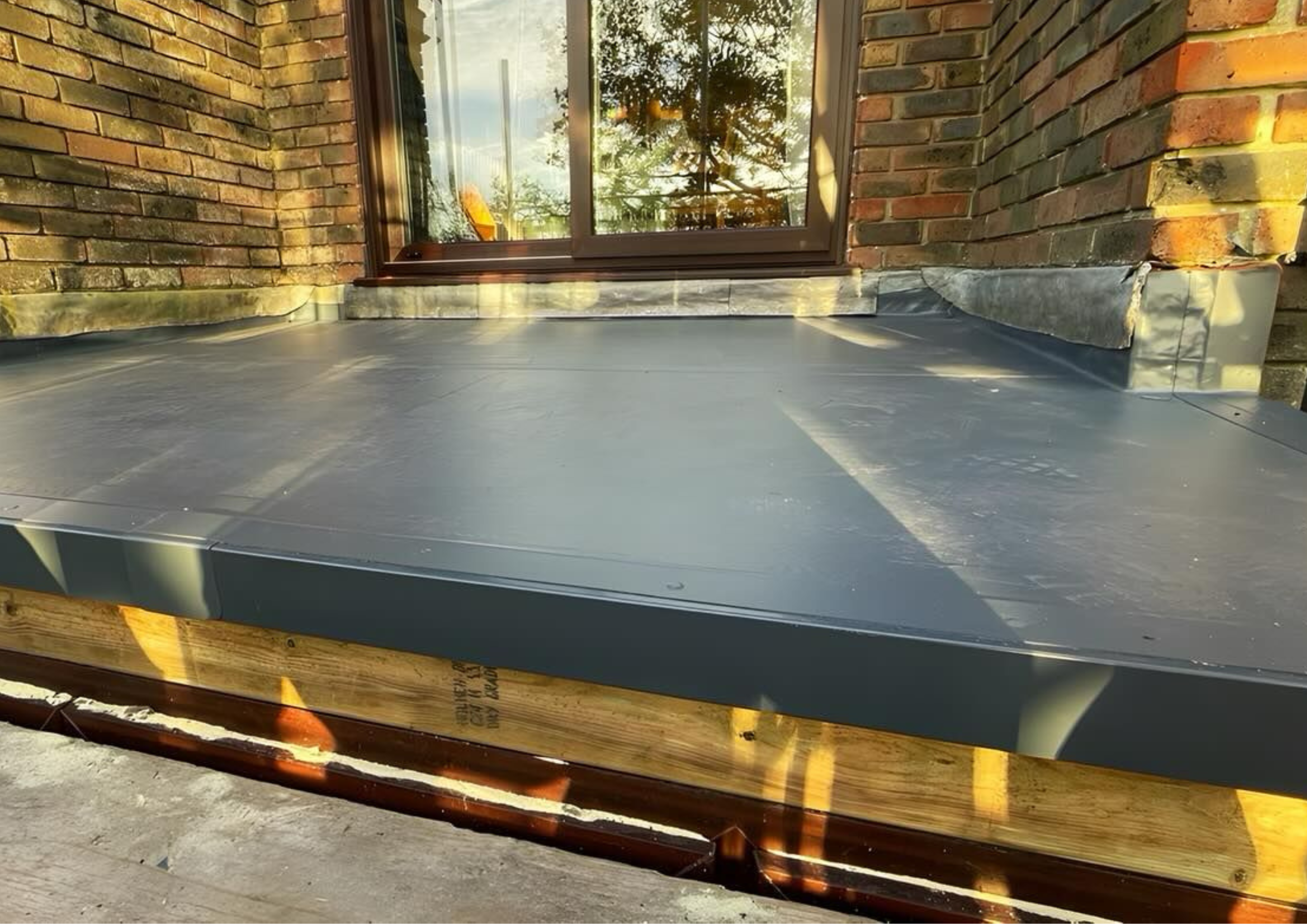 Domestic flat roof installation by KJM Roof & Build Ltd